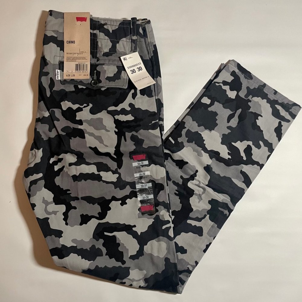 NWT Levi's Soft Chino Pants, Reg. Fit, 4 Pockets, Cotton, Dark Camo, 30W & 32x34